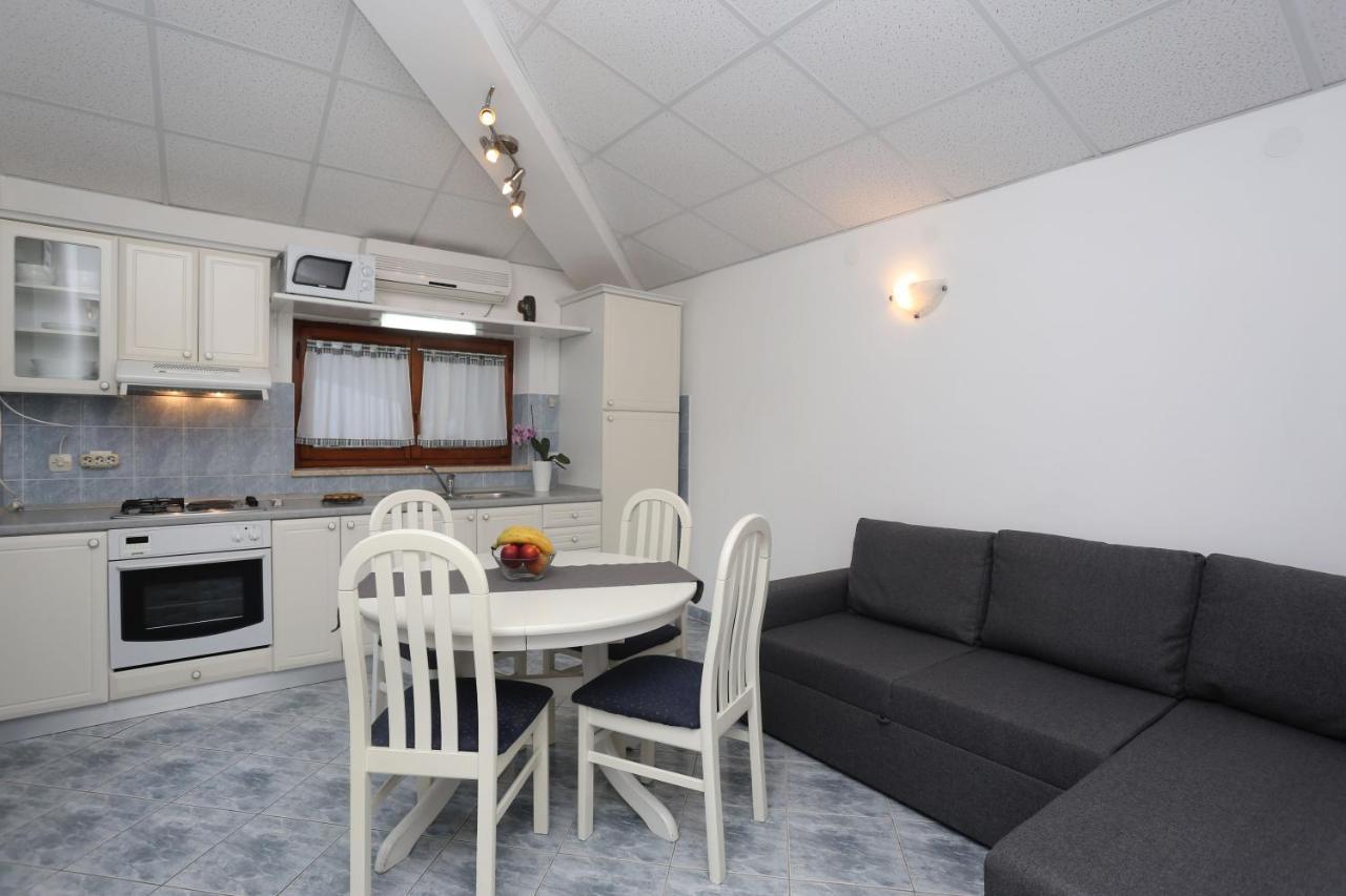 Apartments Creska 629 Rabac Exterior photo