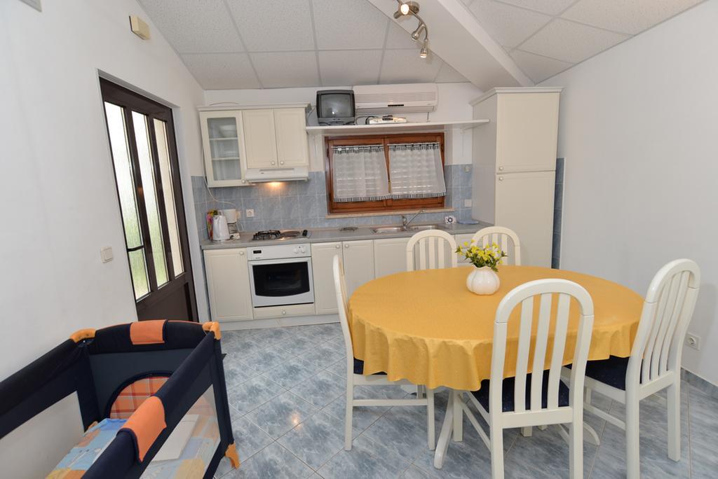 Apartments Creska 629 Rabac Exterior photo