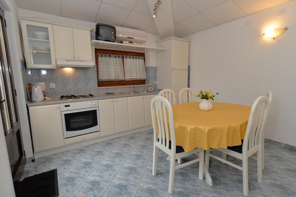 Apartments Creska 629 Rabac Exterior photo