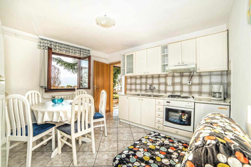 Apartments Creska 629 Rabac Exterior photo