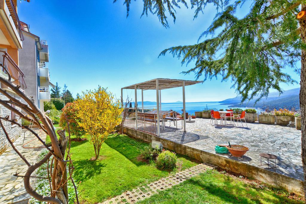 Apartments Creska 629 Rabac Exterior photo