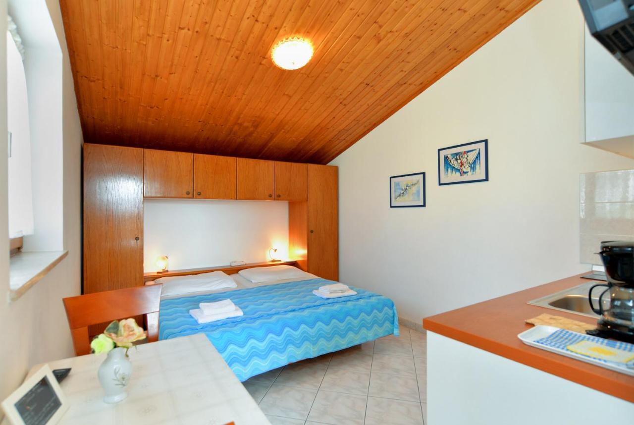 Apartments Creska 629 Rabac Exterior photo